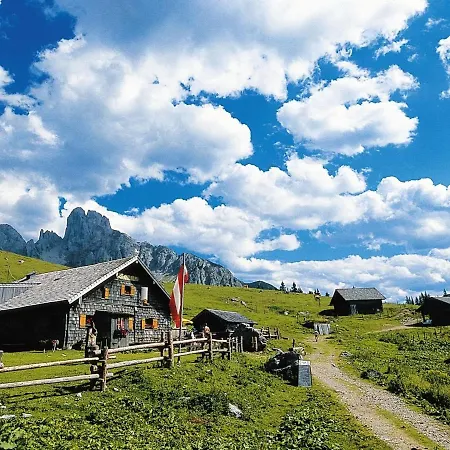 Σαλέ Charming Chalet In Near Area *
